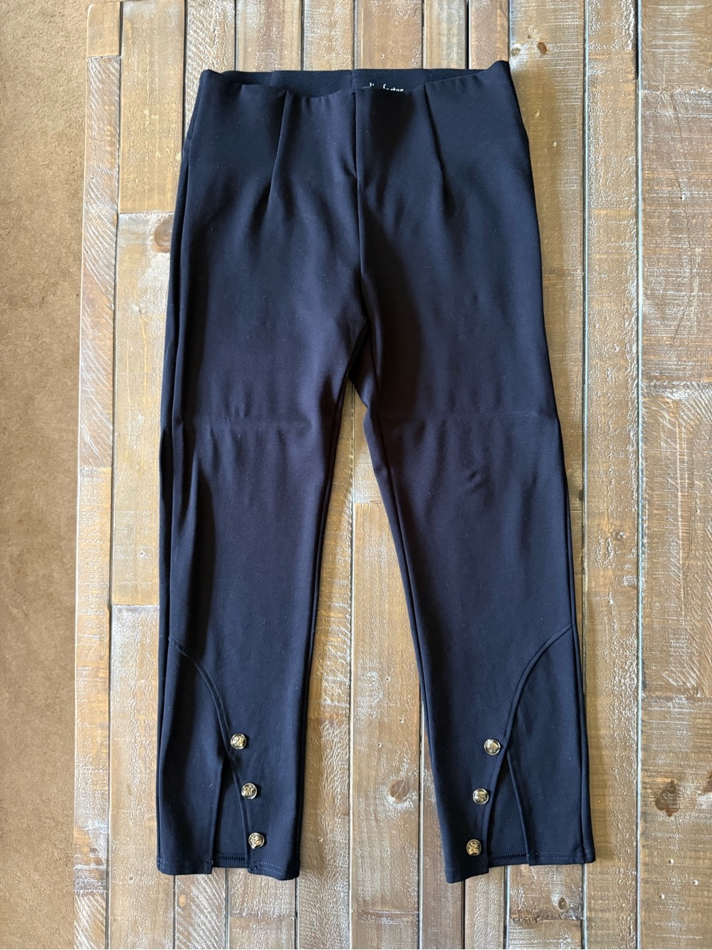 Slim factor by Investments Black Button-Accent Slim Leg cropped pants